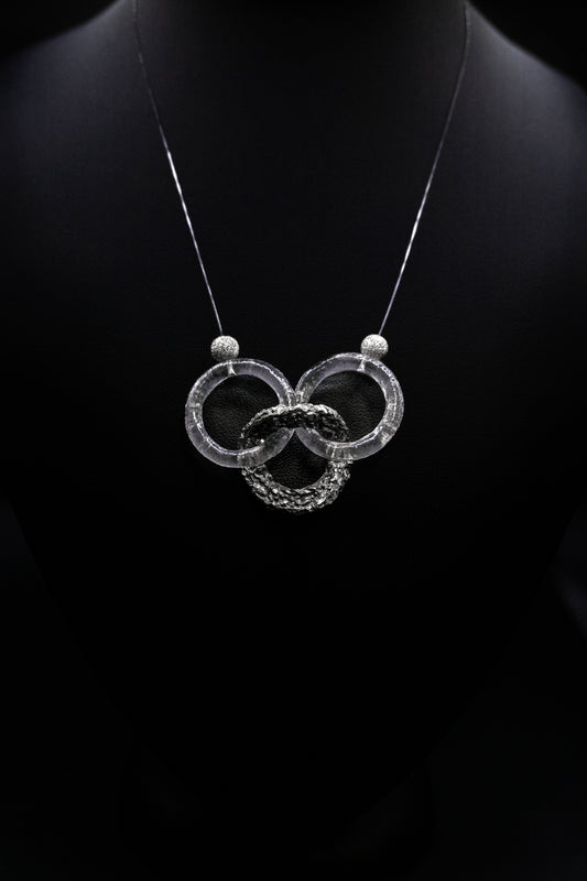 Collana e ciondolo Argento linea "Frammenti di Luna"