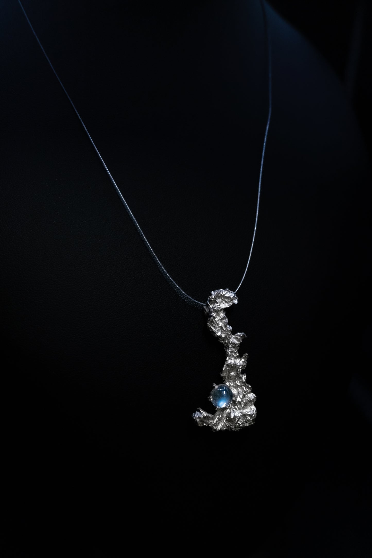 Collana e ciondolo Argento linea "Frammenti di Luna"