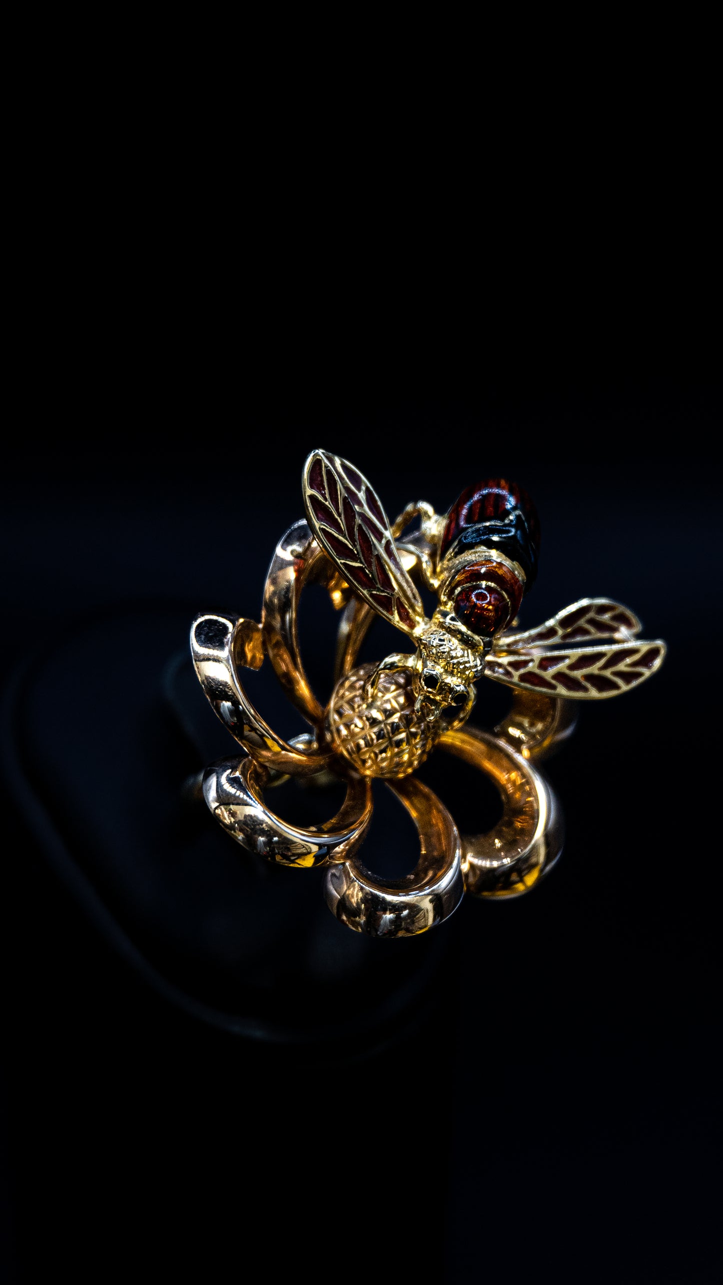 Anello Artigianale in oro 18 k .ti