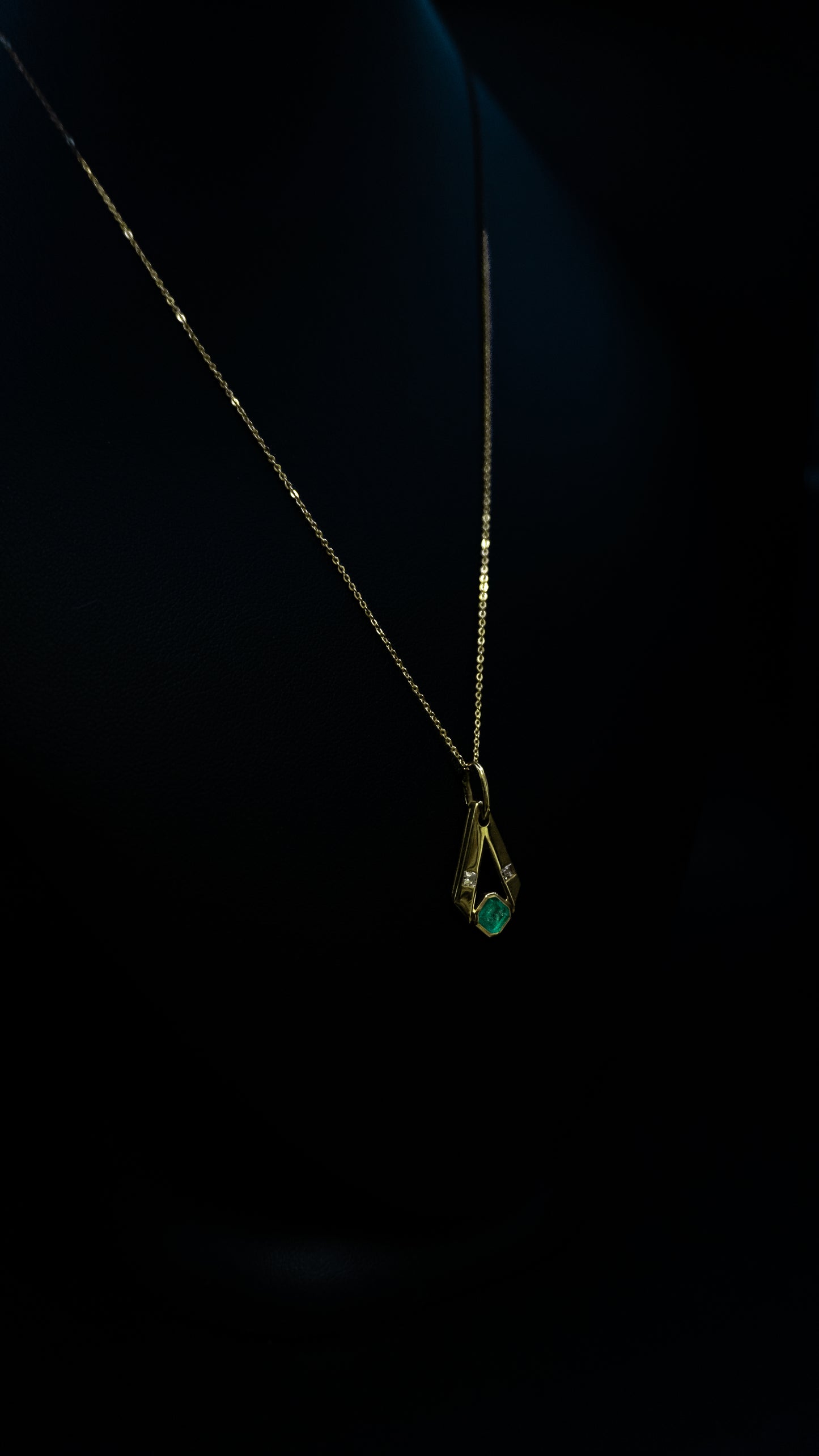 Collana con ciondolo Smeraldo e Diamanti