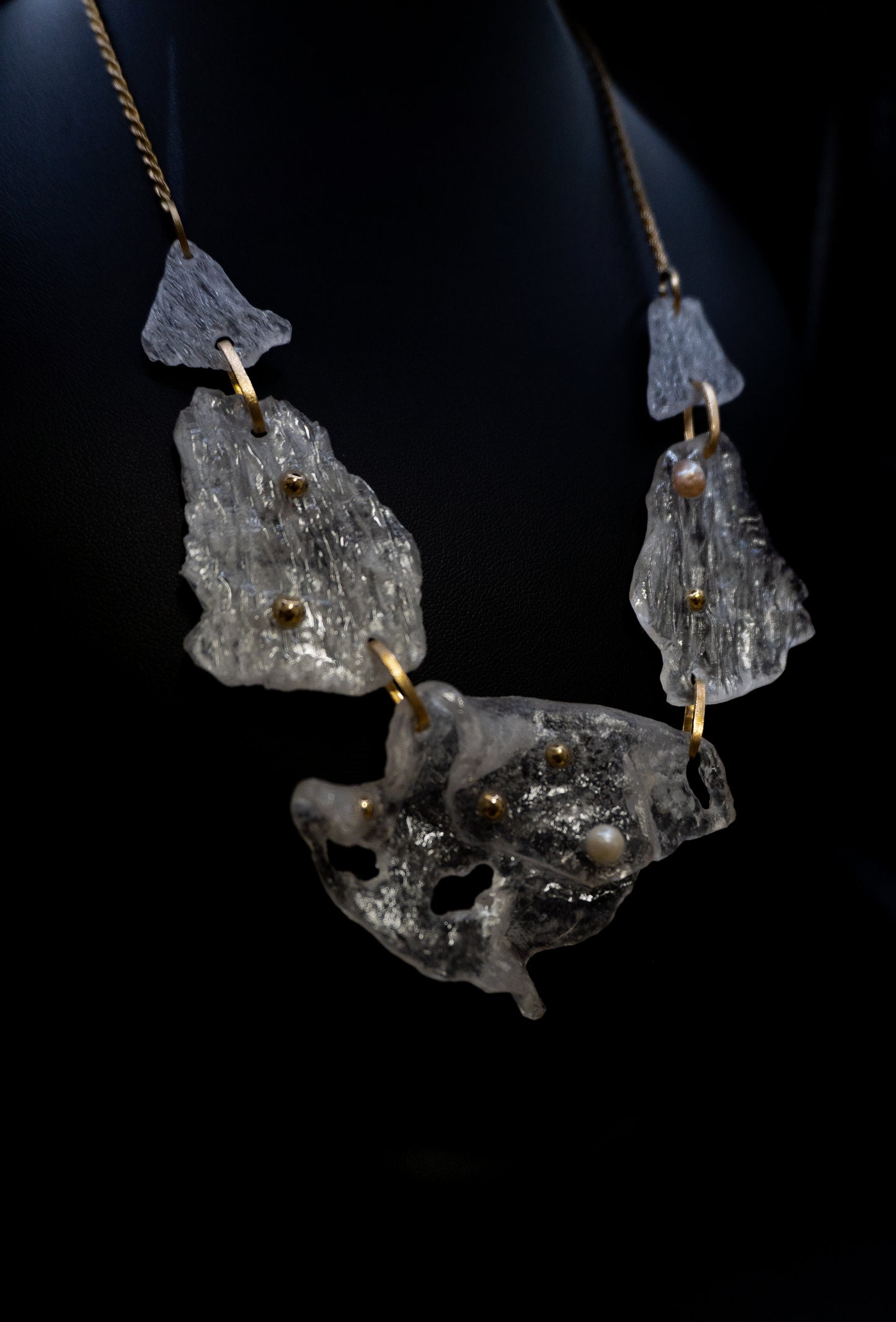 Collana oro 18 k.ti e resina