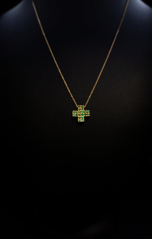 Collana e croce in oro con Smeraldi
