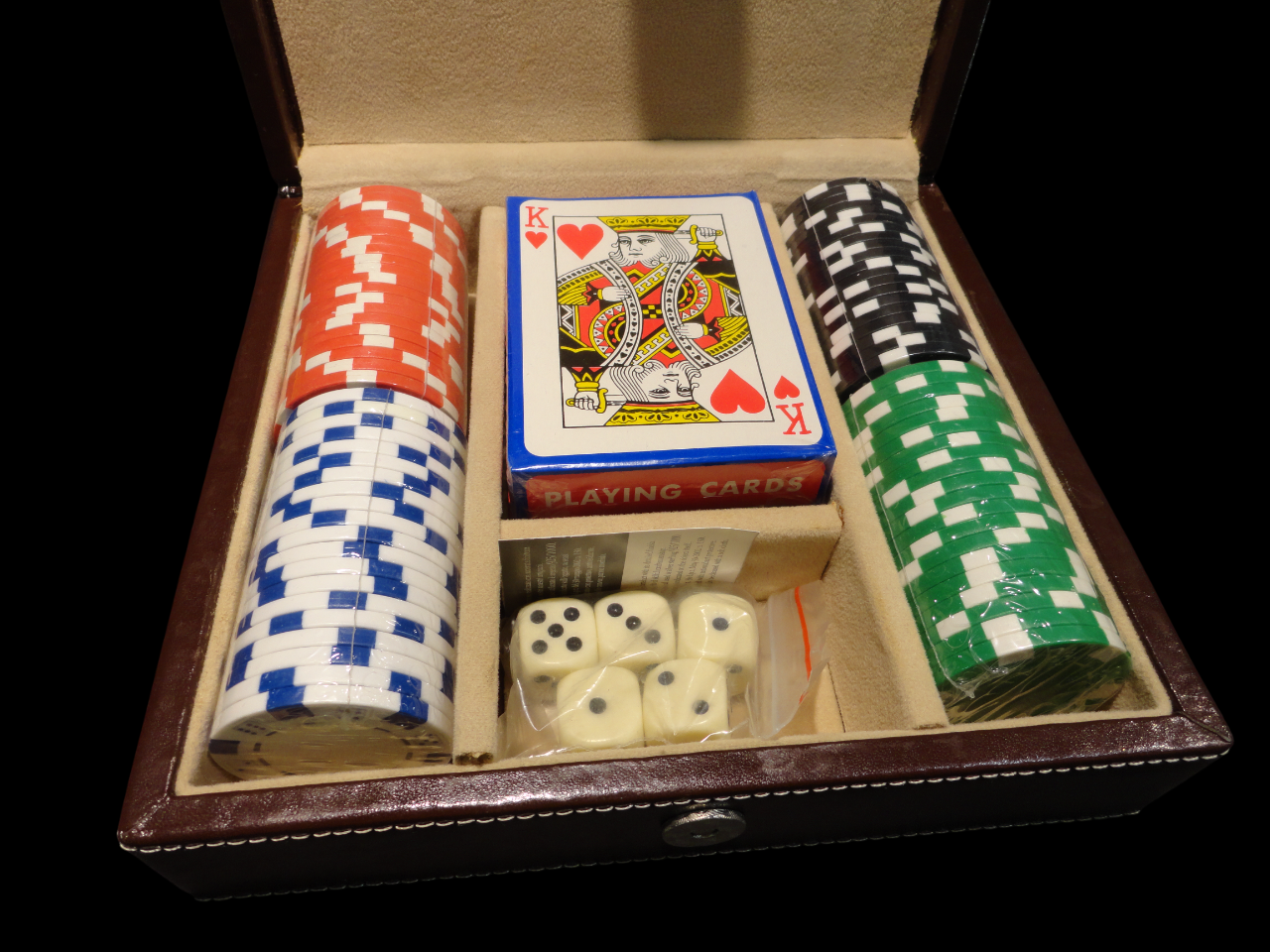 Cofanetto in pelle e argento