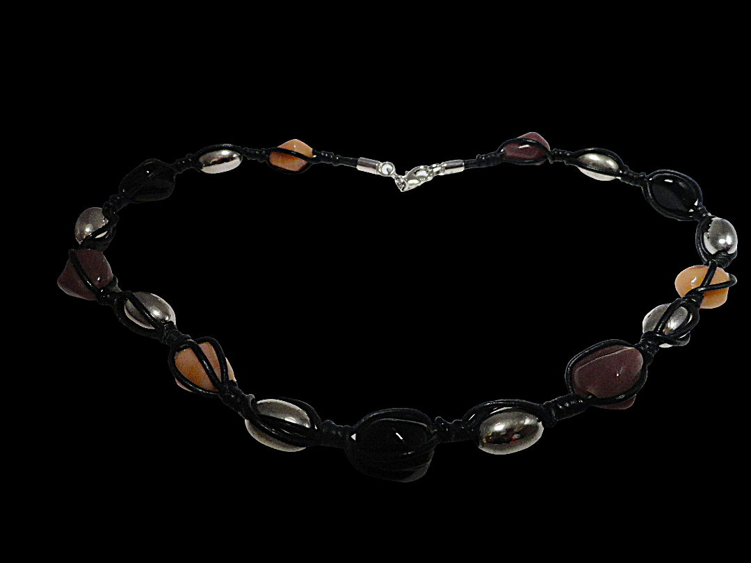 Collana in argento e pietre naturali